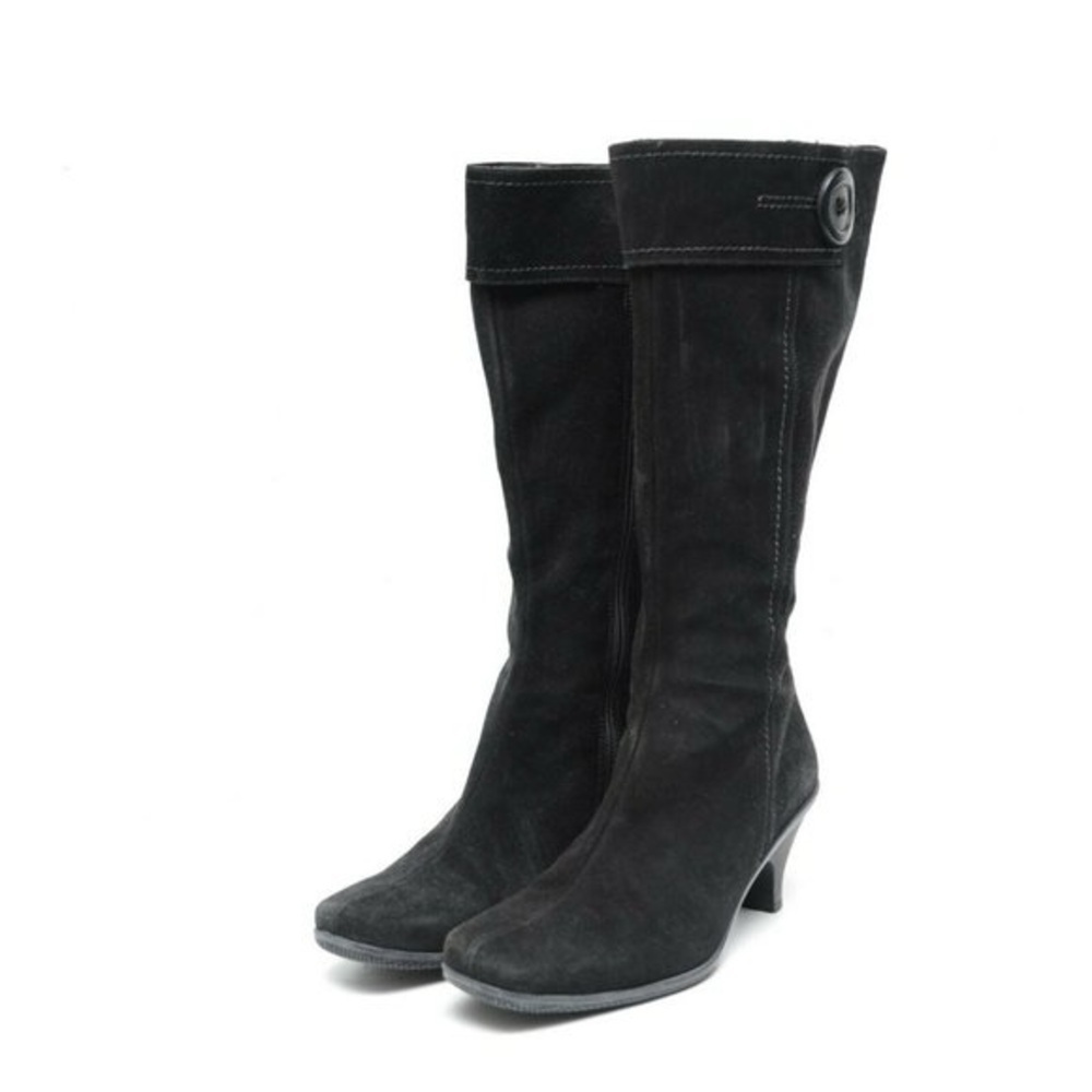 La Canadienne Dorina Suede Square Toe Kitten Heeled Knee High Boots, size 6
